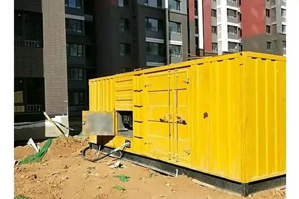 鹤岗发电机租赁中燃油压力过低会对发动机的哪些部件造成损坏？