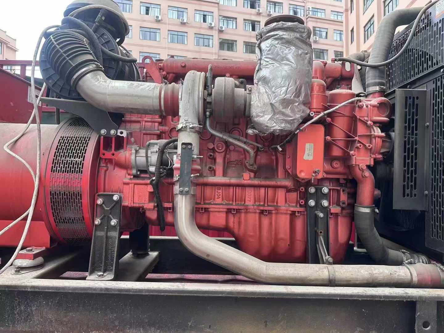 鹤岗如何选择适合 600kW 柴油发电机组的过载保护器？