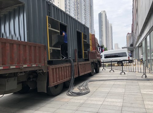 鹤岗柴油发电机空气滤清器在不同季节的更换周期是否有差异？